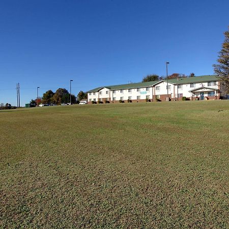 Americas Best Value Inn & Suites Cassville Roaring River Exterior foto